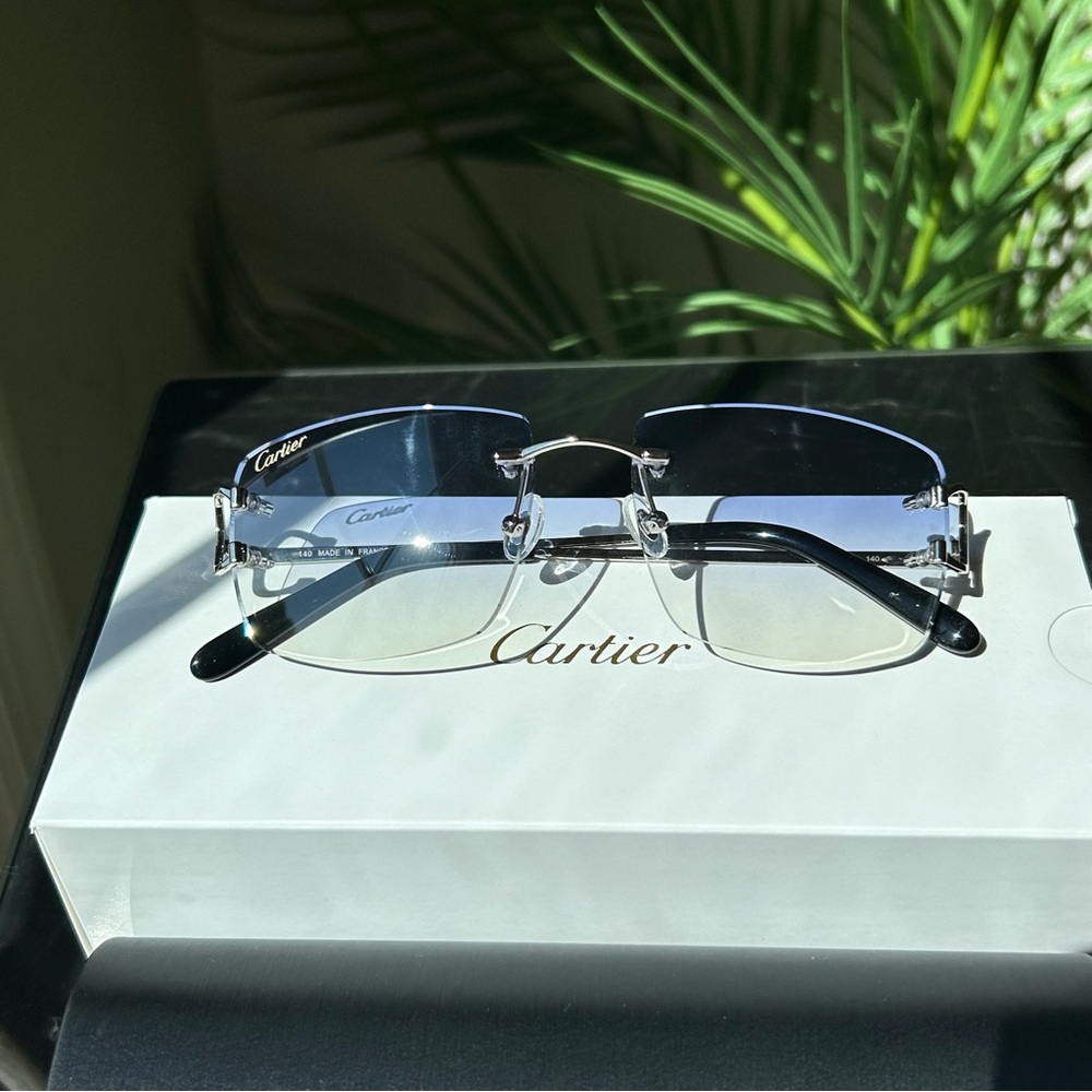 Cartier Men’s Rimless Sunglasses in Gradient Blue - Picture 9 of 9